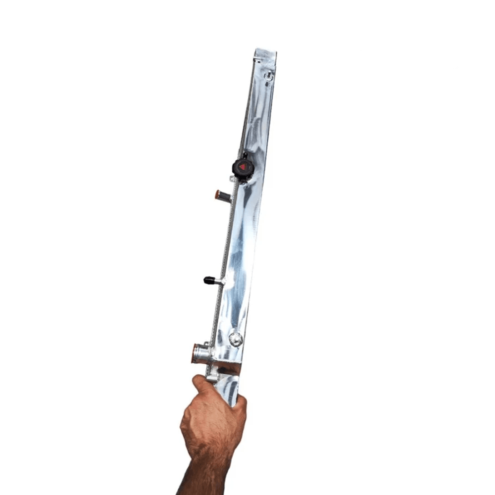 Radiador de alumínio de 3 vias Nissan Patrol GR Y61 2.8 e 3.0 image 1