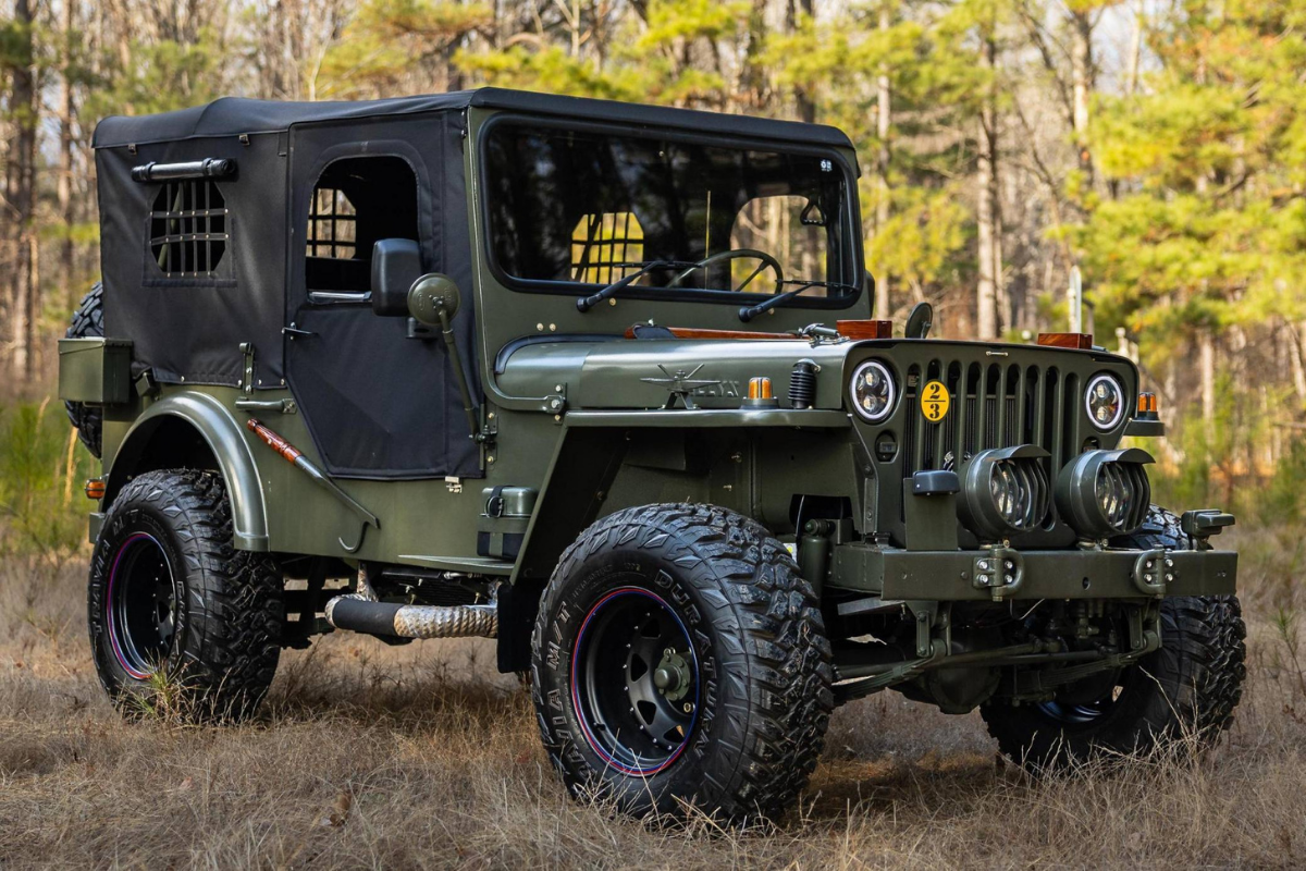 Mahindra 340