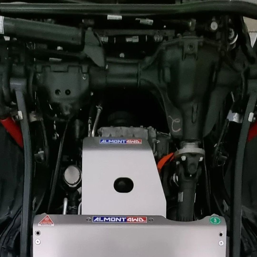 Proteção do cárter do motor para Jeep Wrangler JL 2021+